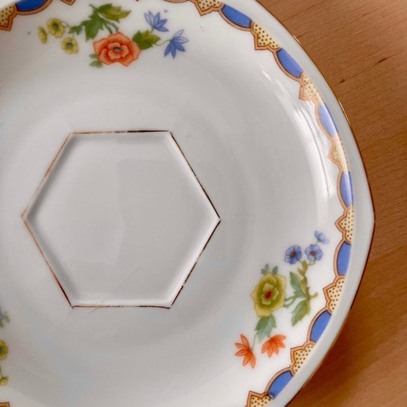 Antique MZ Altrohlau Saucers (1910s) - Set of 4 - Picture 1 of 5